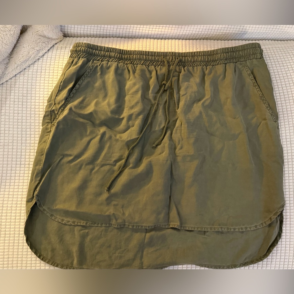 Cloth & Stone Drawstring Green Skirt | Size XL